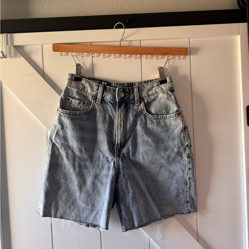 Divided High Waist Bermuda Denim Shorts
